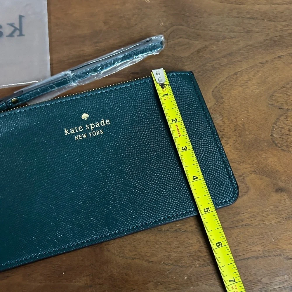 NWT Kate Spade Hunter Green Leather Wristlet